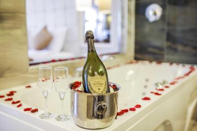 کنستانتین هتل