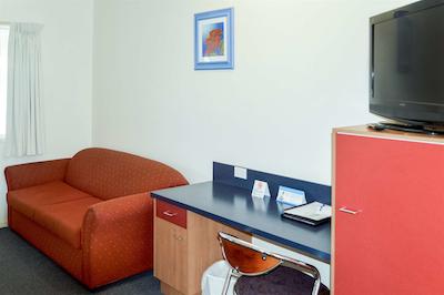 بست وسترن بولوارد لج