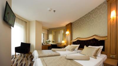 اپریلیس هتل