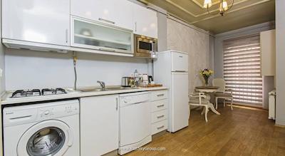 نار سوئیتس پرا