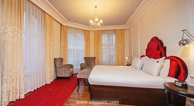 نار سوئیتس پرا