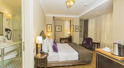 نار سوئیتس پرا