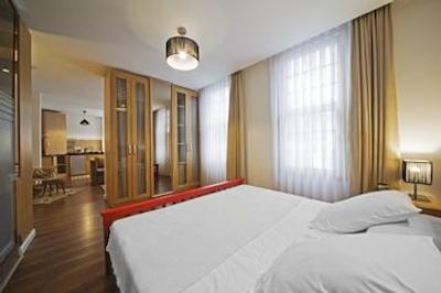 نار سوئیتس پرا