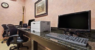 بست وسترن پلاس فردریکتون هتل اند سویتز