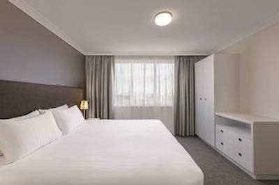 رندزووز هتل پرد سنترال