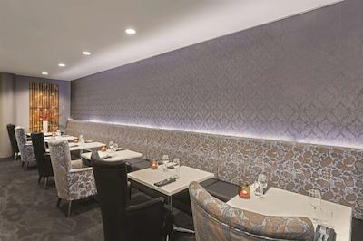 رندزووز هتل پرد سنترال