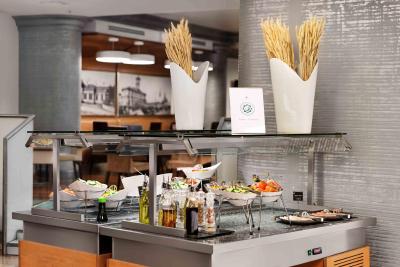 آزیموت هتل اسمولنسکایا مسکو