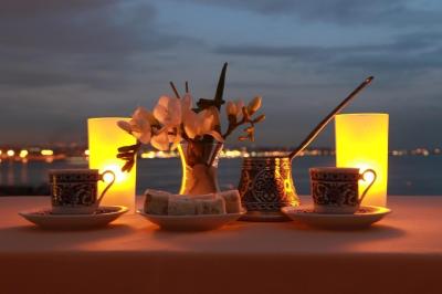 تریا الگانس استانبول