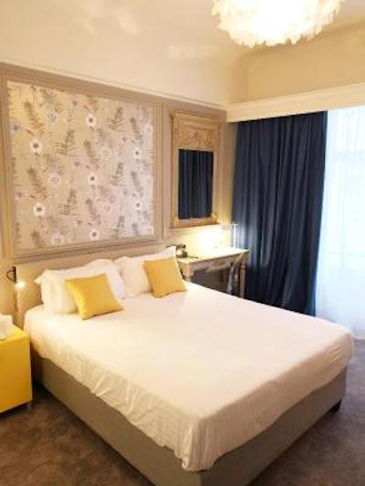 گراند هتل بلوو-گراندپلاس