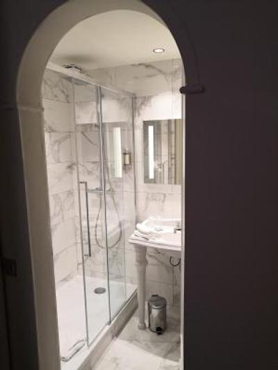 گراند هتل بلوو-گراندپلاس