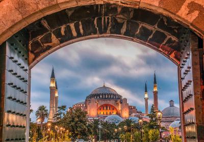 بست وسترن آنتئا پالاس هتل اند اسپا