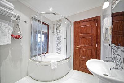 بست وسترن آنتئا پالاس هتل اند اسپا