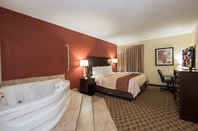 رد روف این اند سویتز سینسیناتی نرد-ماسُن