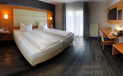 بست وسترن هتل ام کاستل