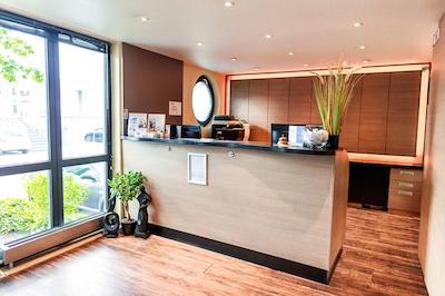 بست وسترن هتل ام کاستل