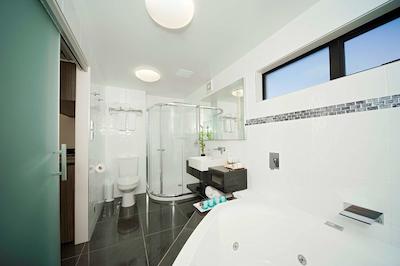 بست وسترن الرسلی اینترنیشنال