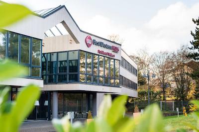 بست وسترن پلاس پارختل ولبرت