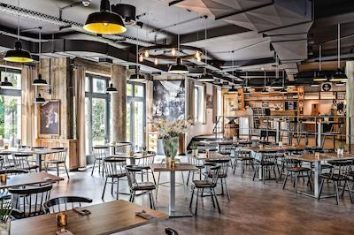 بست وسترن پلاس پارختل ولبرت