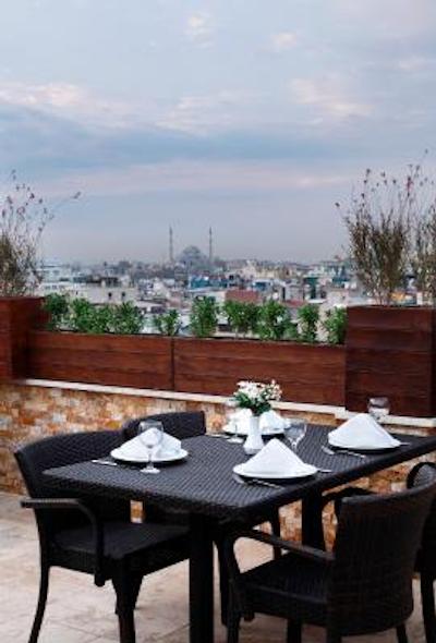 دارک هیل هتل