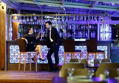 دارک هیل هتل