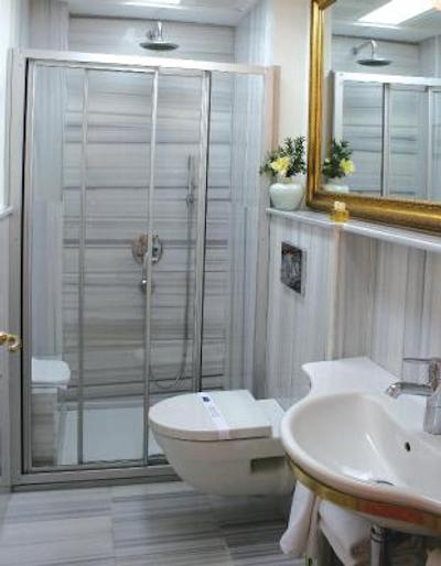 جلال سلطان هتل اسپشیال کلس