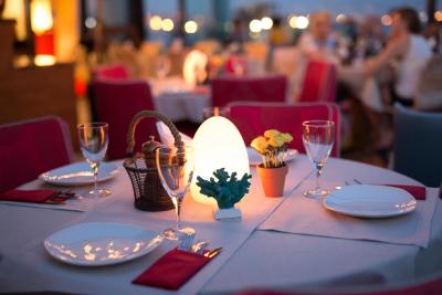 تریا هتل استانبول-اسپشیال کتگوری