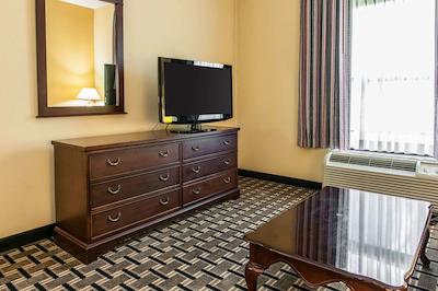 کلارین این اند سویتز نردوست