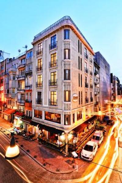 سانتا اوتامان هتل