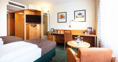 بست وسترن پلاس استوبنهف هتل