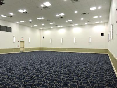 رد لین هتل هوستون اینترکنتیننتال آیرپرت