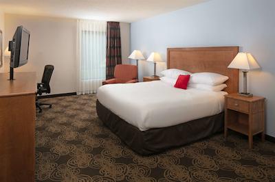 رد لین هتل هوستون اینترکنتیننتال آیرپرت