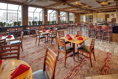 رد لین هتل هوستون اینترکنتیننتال آیرپرت