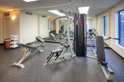 رد لین هتل هوستون اینترکنتیننتال آیرپرت