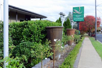 کوالیتی پورهوس ارمیدال