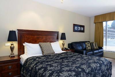 کوالیتی پورهوس ارمیدال