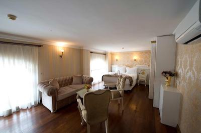 گلدن هورن سیرکچی