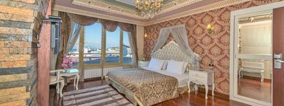 گلدن هورن سیرکچی