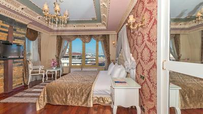 گلدن هورن سیرکچی