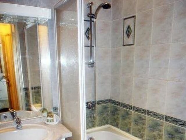 ایست وست