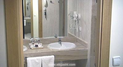 فوربس سوئیتس