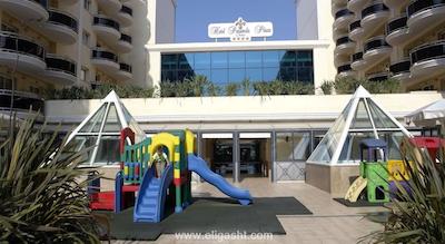 فوربس سوئیتس