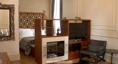 استوریز آپارت کلوغلو