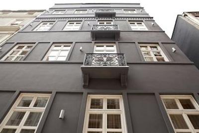 استوریز آپارت کلوغلو