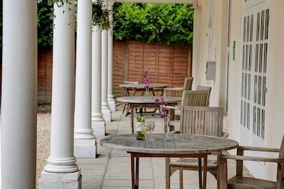 بست وسترن شافتسبوری د ریال چاس هتل