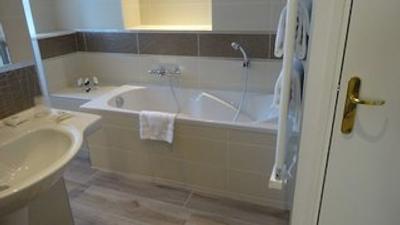 بست وسترن منتگومری