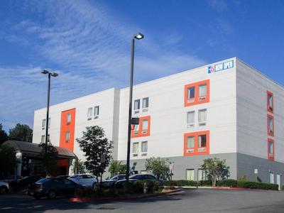 متل 6 اتلانتا گا-استادیوم س