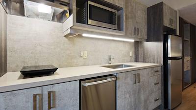 بست وسترن پلاس اُتاوا سیتی سنتر