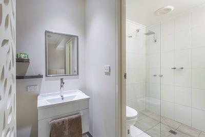 بست وسترن اسپن اند اپارتمنتز