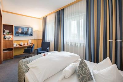 بست وسترن پرمیر هتل ویلا استکوم