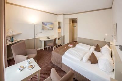 بست وسترن پرمیر هتل ویلا استکوم